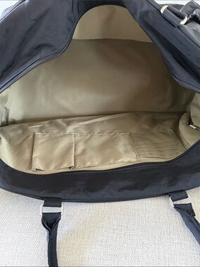 Baggallini Black Duffel Bag with Shoulder Strap